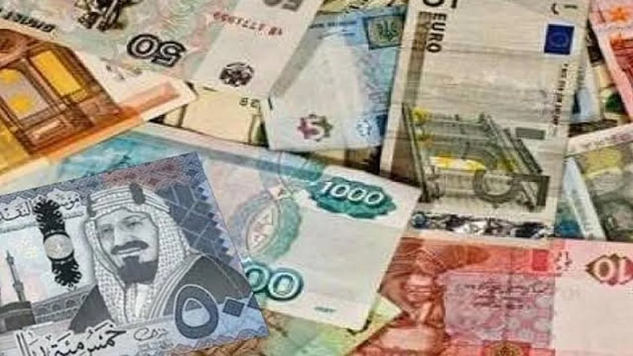 أسعار الريال السعودي والدينار الكويتي تشهد تغييرات جديدة في البنوك اليوم